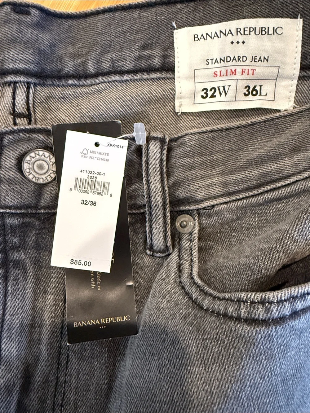 Banana Republic Men's Slim Straight Jeans in Washed Gray